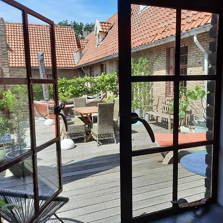 Apartment Ruime Woning In Het Voormalig Karmel Klooster Van Egmond Egmond aan den Hoef